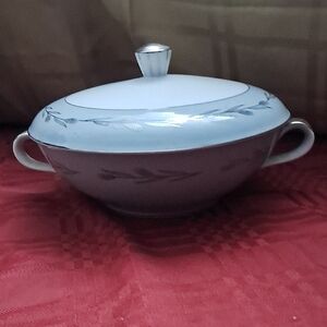 Elegant Vintage Seyei Lidded Serving Bowl